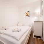 Da Vinci Loft - Stylish Loft By Corvin, Ac & Smart Tv Budapest