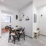 Da Vinci Loft - Stylish Loft By Corvin, Ac & Smart Tv Budapest