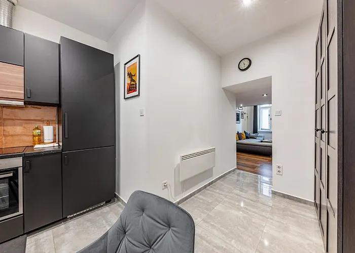 Apartmán Da Vinci Loft - Stylish Loft By Corvin, Ac & Smart Tv