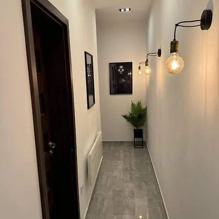 Da Vinci Loft By Corvin - Near M3 Metro