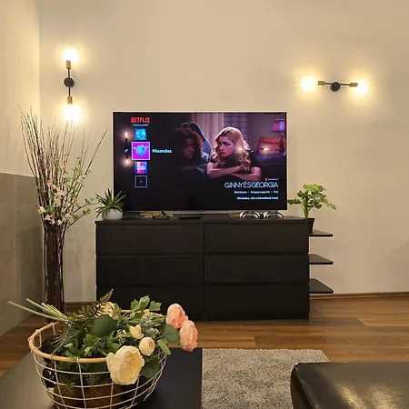 Apartment Da Vinci Loft By Corvin - Near M3 Metro *