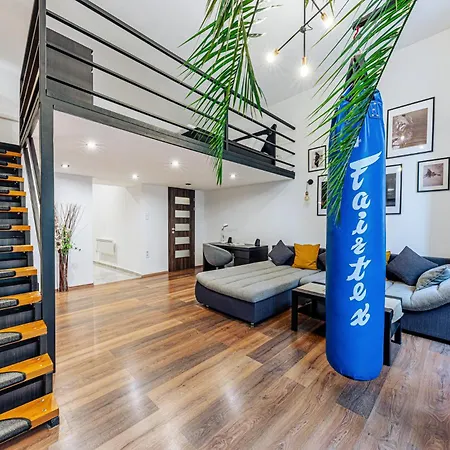 דירה Da Vinci Loft - Stylish Loft By Corvin, Ac & Smart Tv