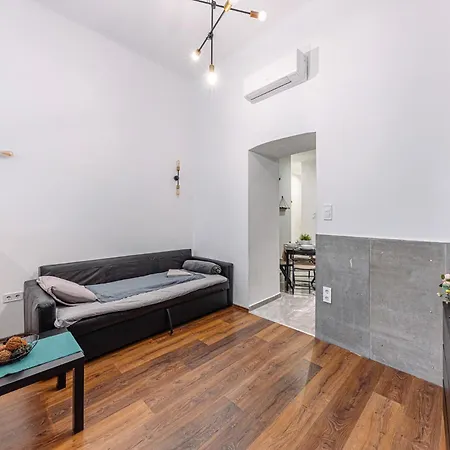 Da Vinci Loft - Stylish Loft By Corvin, Ac & Smart Tv בודפשט