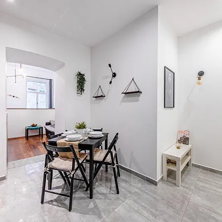 Da Vinci Loft - Stylish Loft By Corvin, Ac & Smart Tv בודפשט