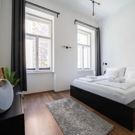 Appartement Da Vinci Loft By Corvin - Near M3 Metro Budapest