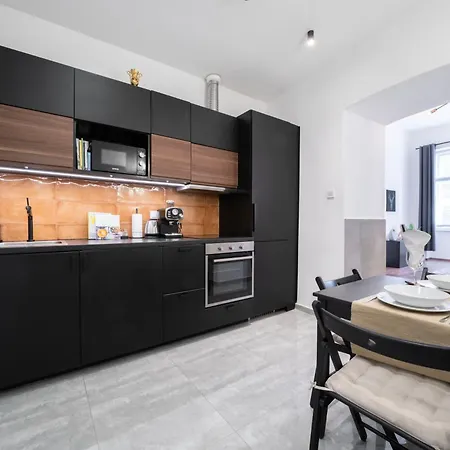 Da Vinci Loft By Corvin - Near M3 Metro * Budapest